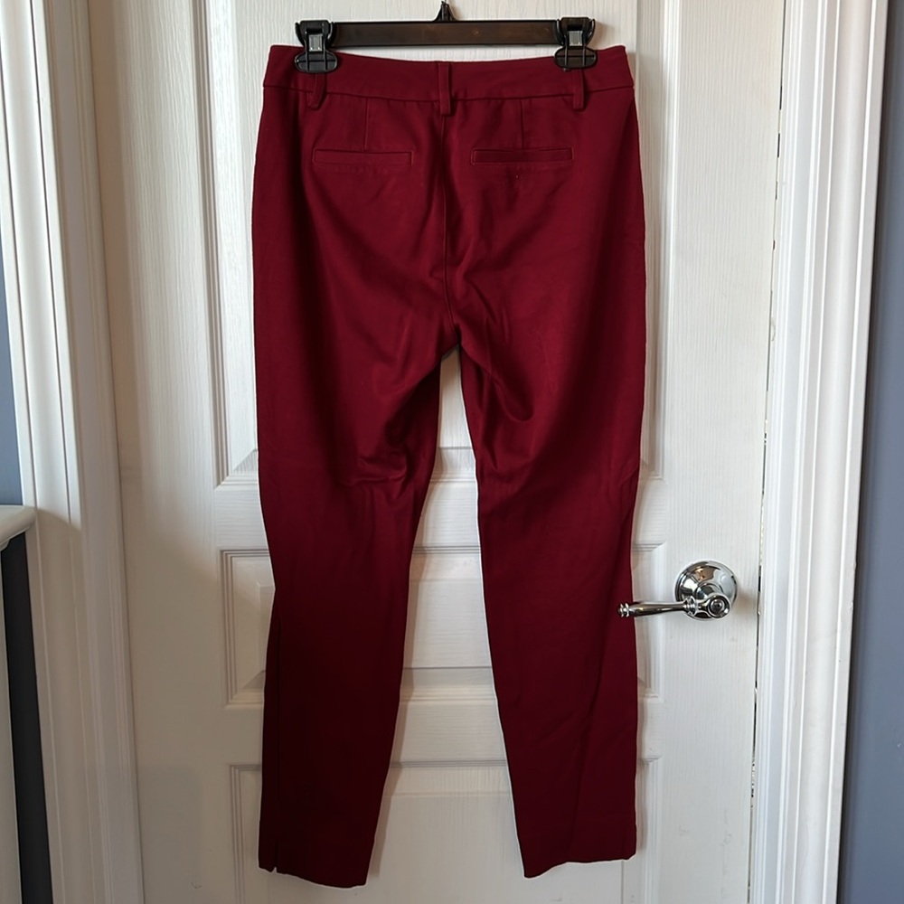 Cabi Women’s Red Pants - Picture 2 of 4